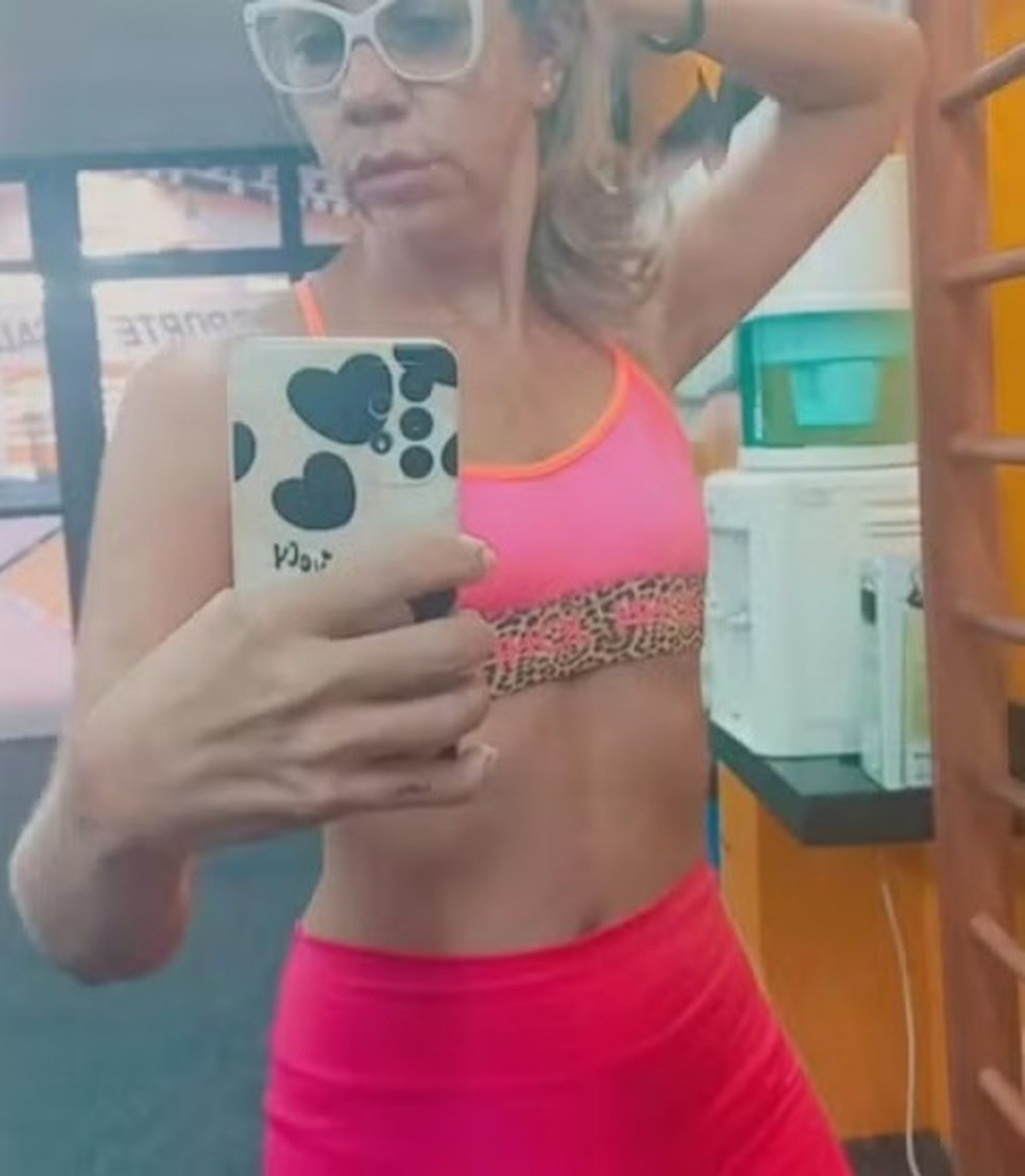 Mulher é encontrada morta em casa após passar por 'harmonização de bumbum'  no Recife