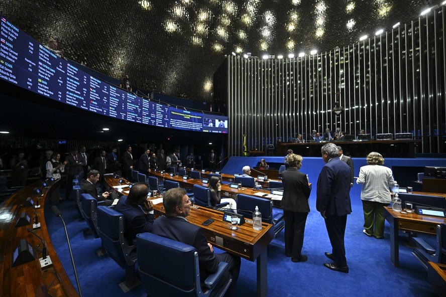 Senado aprova em primeiro e segundo turno a PEC 14/2021
