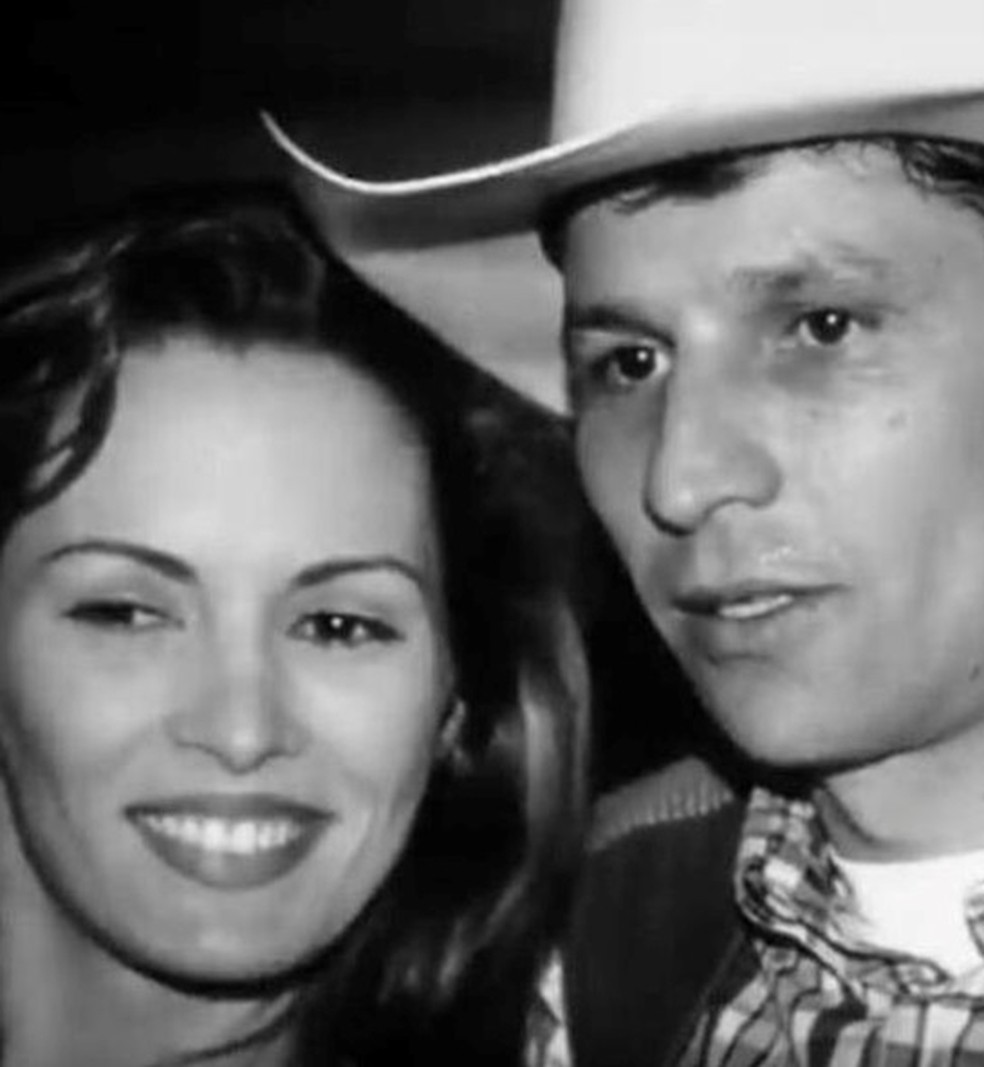 O locutor Asa Branca namorou Núbia Oliiver — Foto: Reprodução/TV Globo