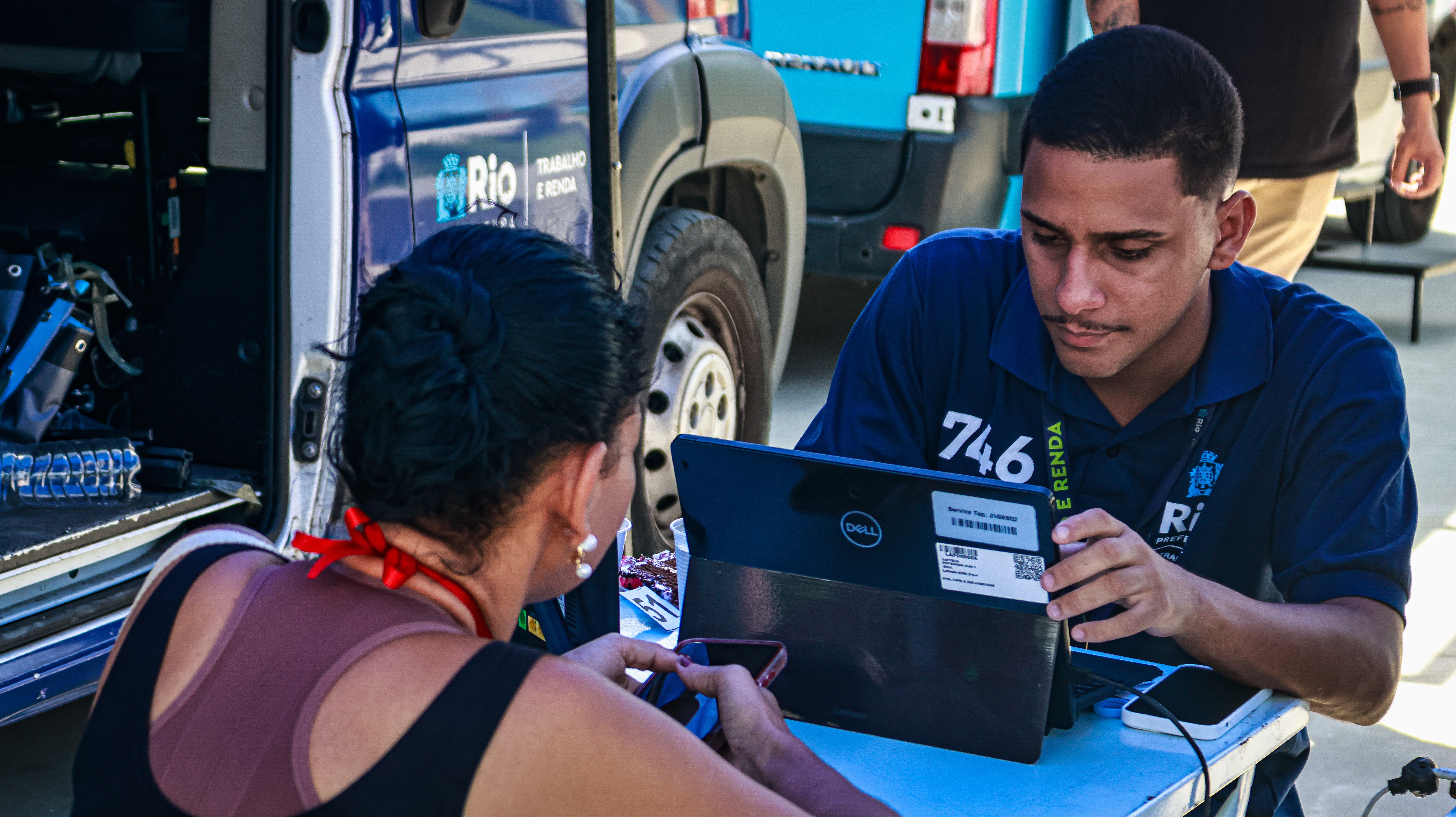 Trabalha Rio começa nova rodada nesta segunda-feira. Saiba como participar - QTU Questões do Universo