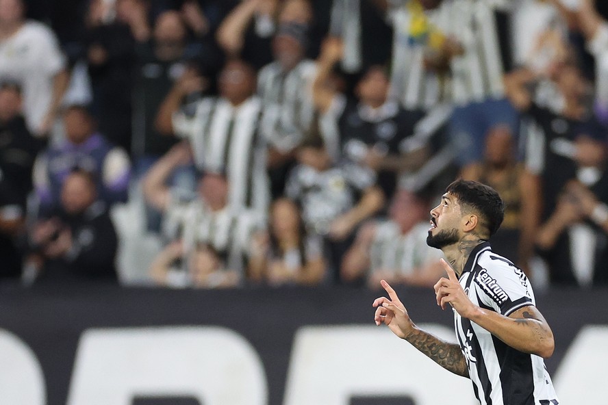 Botafogo vence Bragantino com boa vantagem para jogo de volta da Copa ...