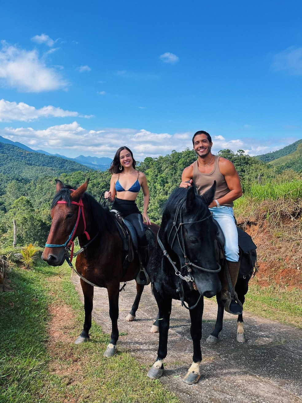 A atriz Bella Piero com o namorado, o ator Rafael Gualandi &mdash; Foto: reprodu&ccedil;&atilde;o/ instagram