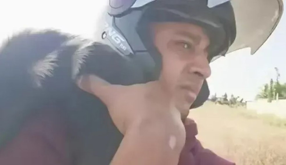 Influencer Ben Nesnes foi preso após abater, cozinhar e comer cão de rua para viralizar no YouTube — Foto: Reprodução/YouTube