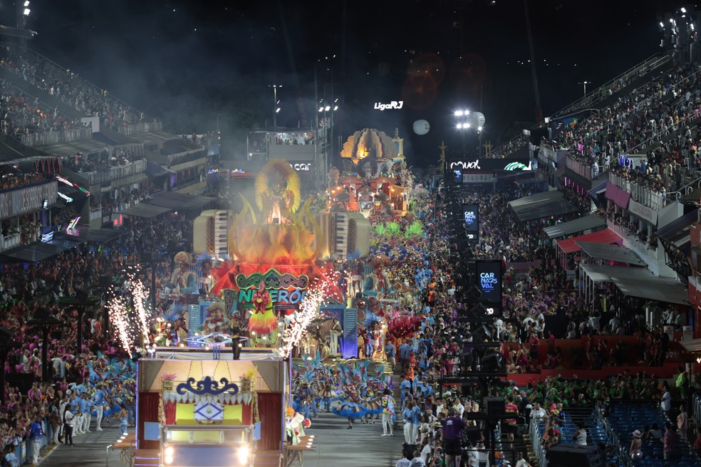 Acadêmicos de Niterói, campeã da Série Ouro em 2025 — Foto: Marcelo Martins /  Riotur