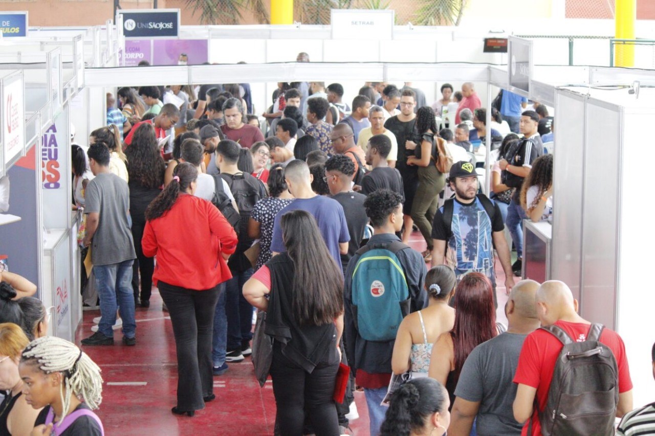 Feira de empregos oferece mais de 3 mil vagas em Realengo nesta semana