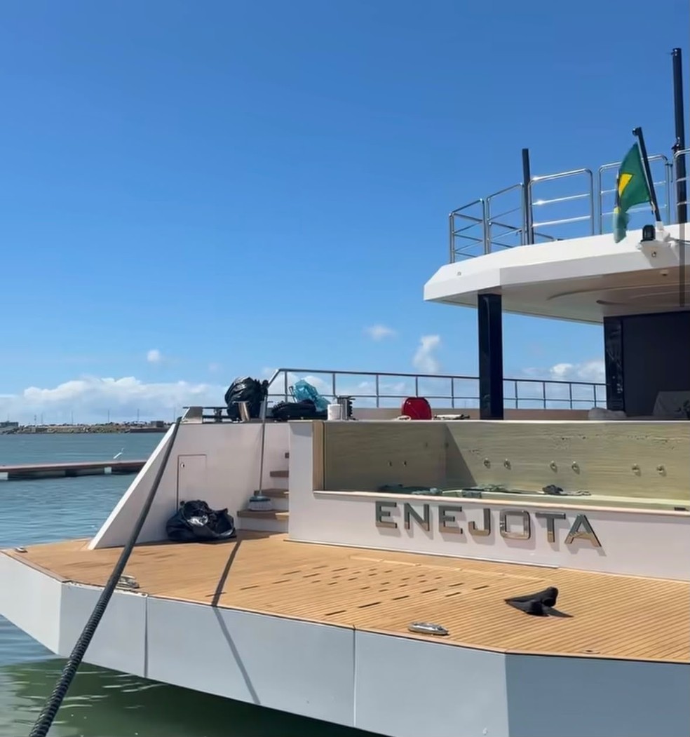 Iate de R$ 150 milhões de Neymar com seis suítes tem o nome dele e foi construído no Brasil — Foto: @danielcorreia94