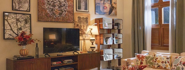 A sala da casa de Solange Duprat em "Vale tudo" — Foto: Manoella Mello/Globo/divulgação