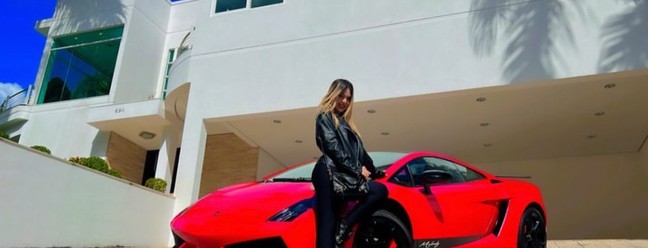 MC Melody ostenta na web  Foto: Instagram