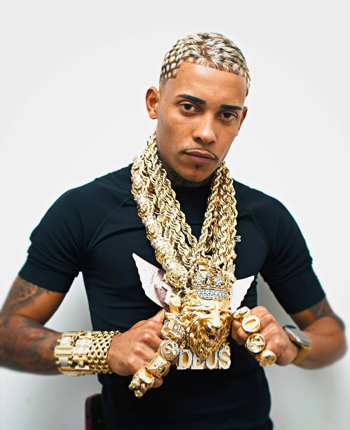 MC Poze revela susto após assalto milionário em sua casa