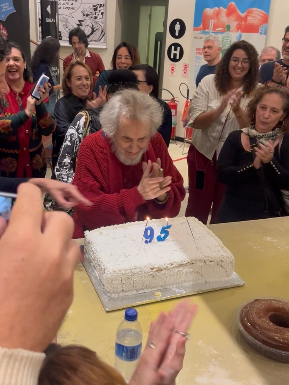 Ruy Guerra comemora 95 anos em cinema no Rio — Foto: @leonardogudel/ reprodução/ instagram