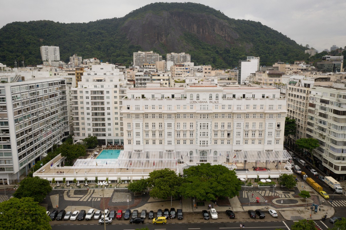Às vésperas do centenário do Copacabana Palace, relembre grandes ...