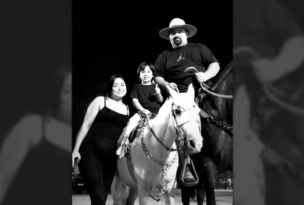 Giliarde Costa Fontes, de 36 anos, Cosuelo Teixeira Vieira, de 40, e Diego Vieira Fontes, de 4 anos &mdash; Foto: Reprodu&ccedil;&atilde;o