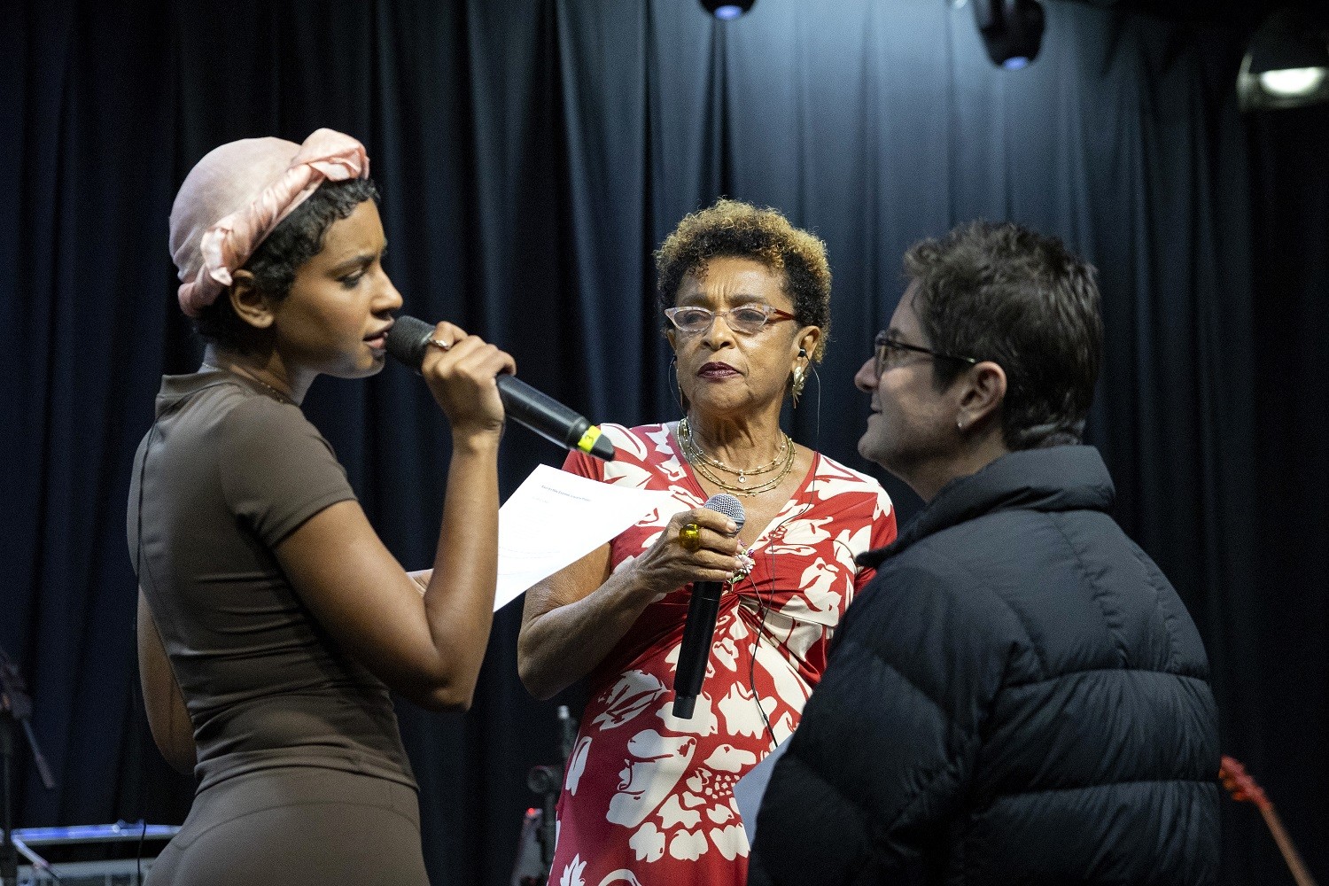 Eduarda e Zuzu de 'Coração acelerado', Gabz e Elisa Lucinda vão fazer dueto em turnê da novela das sete da Globo