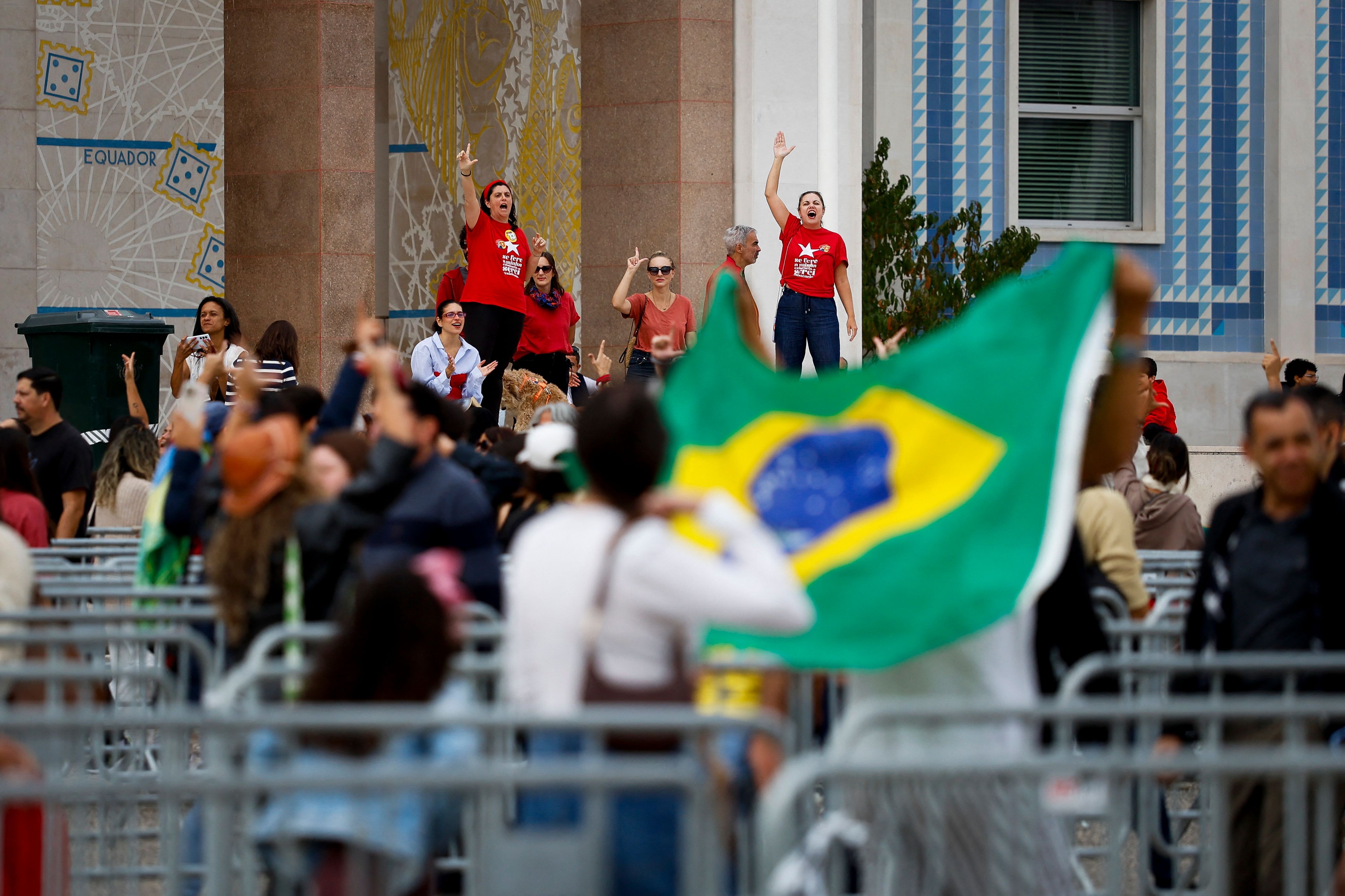 Resultado das eleições 2026 no segundo turno no exterior: veja apuração por país