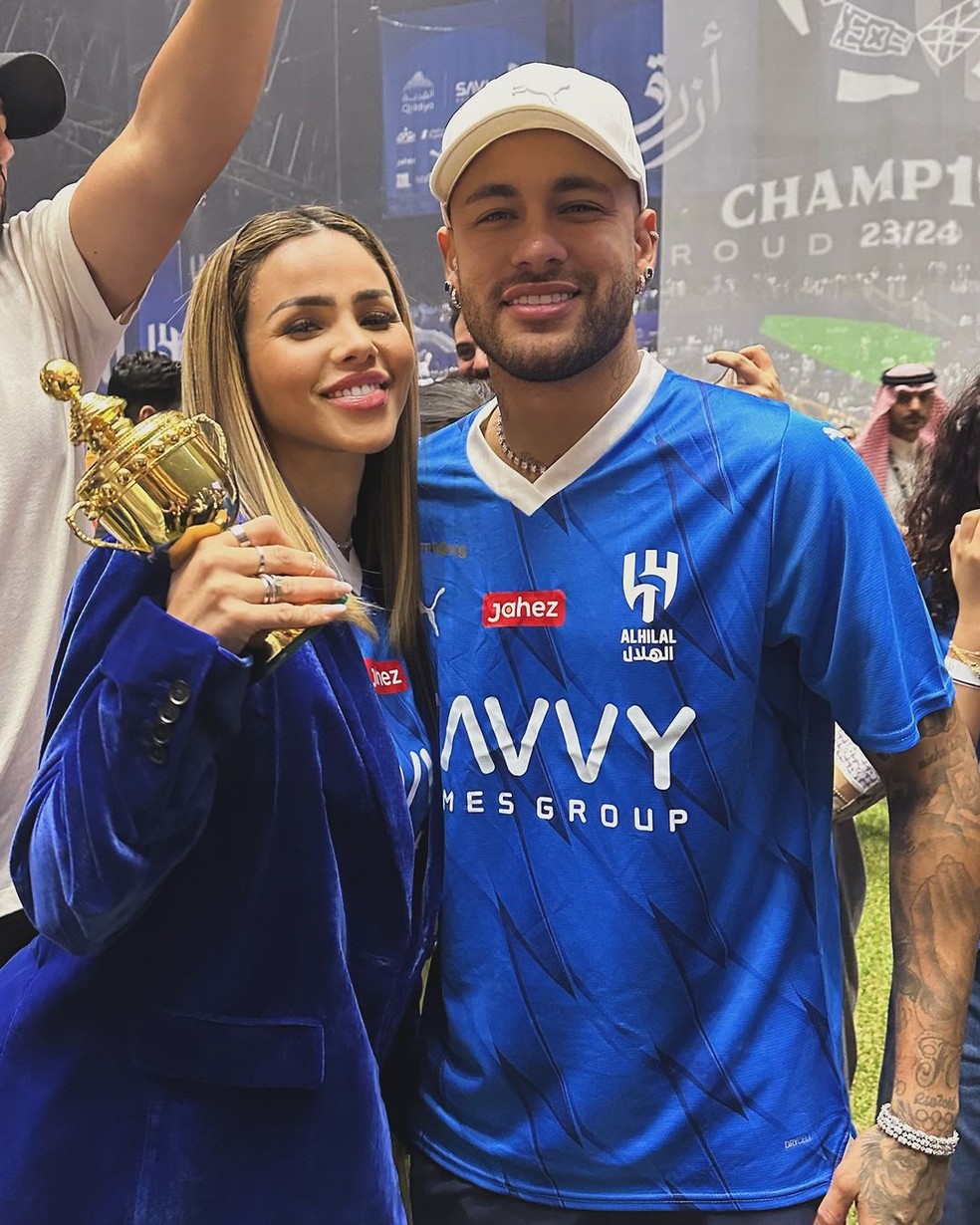 Neymar e Gabily em jogo na Arábia Saudita — Foto: Reprodução/Instagram