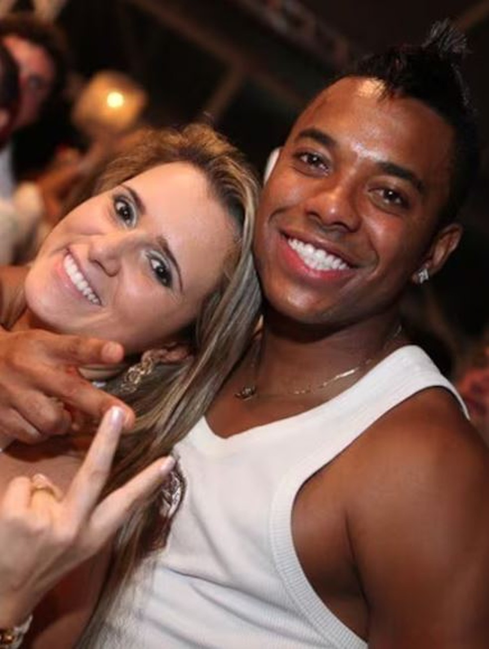 Robinho e a  Vivian Guglielmetti — Foto: arquivo e rep/ instagram