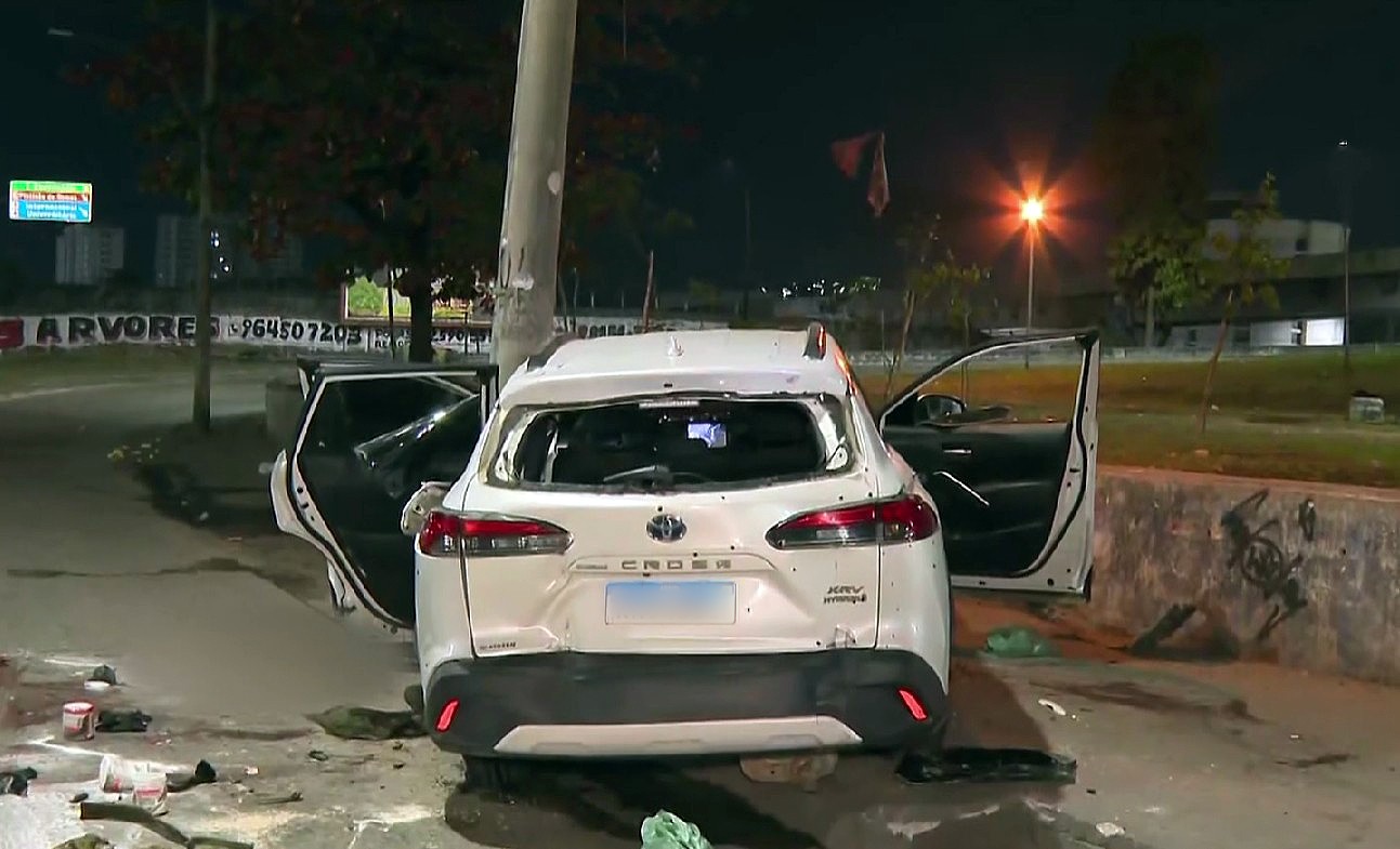 Tiroteio na Avenida Brasil resulta em tragédia com PM e suspeitos mortos