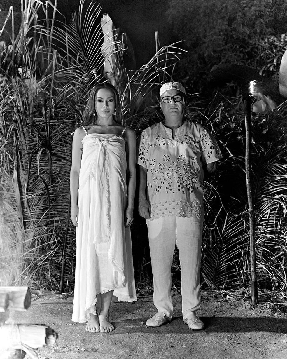 Anitta mostra momentos no candombl&eacute; &mdash; Foto: Reprodu&ccedil;&atilde;o/Instagram