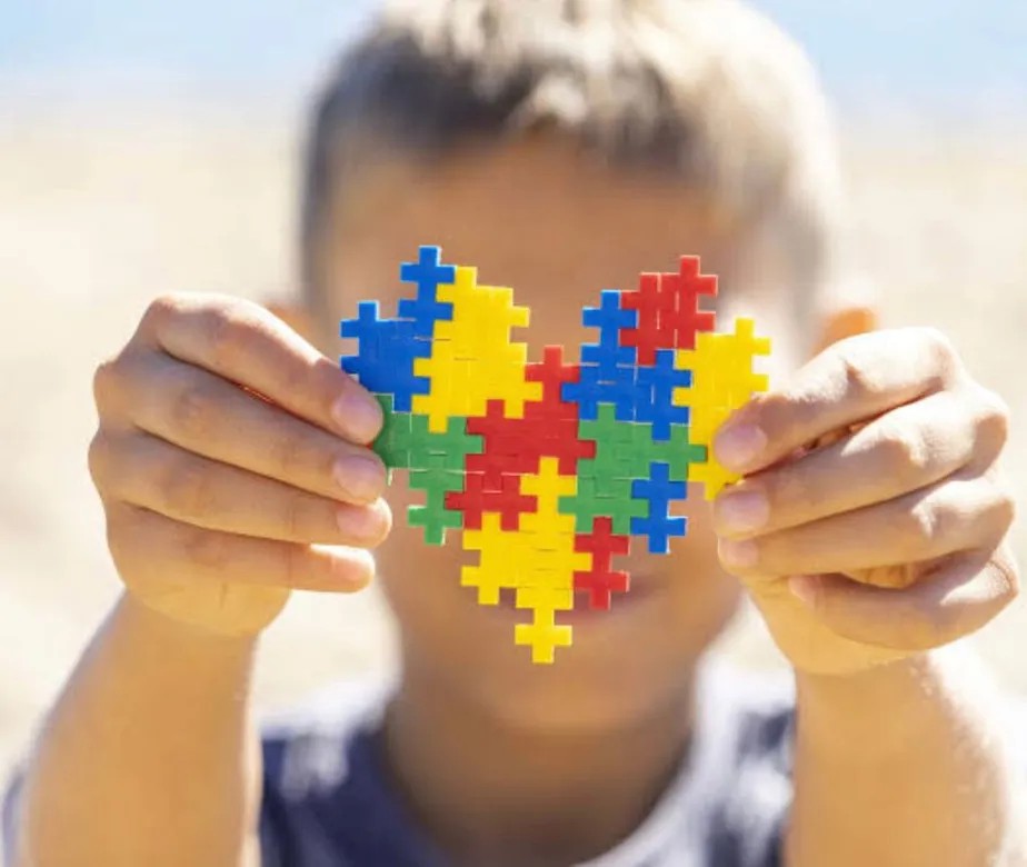 Servidor com filho no espectro autista: saiba que documentos mostrar para conseguir redução de jornada