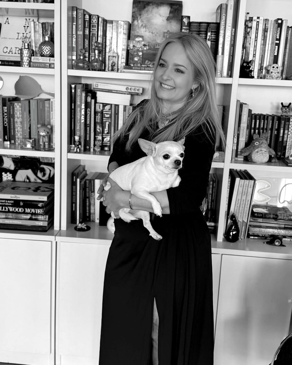 Luciana Vendramini mostra seu apartamento em São Paulo — Foto: reprodução/ instagram