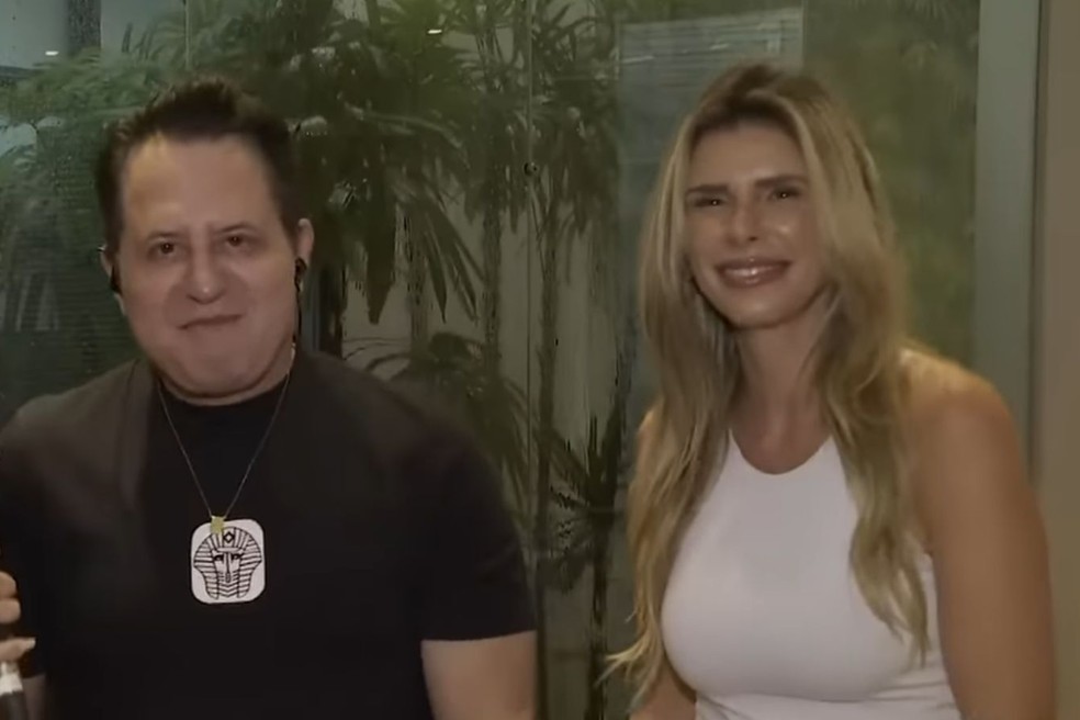 Sertanejo Marrone e ex-namorada, Anna Paula Farfalla &mdash; Foto:  Reprodu&ccedil;&atilde;o/Fofocalizando