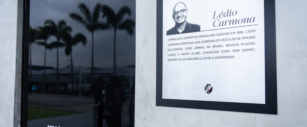 Sala de imprensa do Vasco ganha o nome de Ledio Carmona — Foto: Reprodução / Vasco