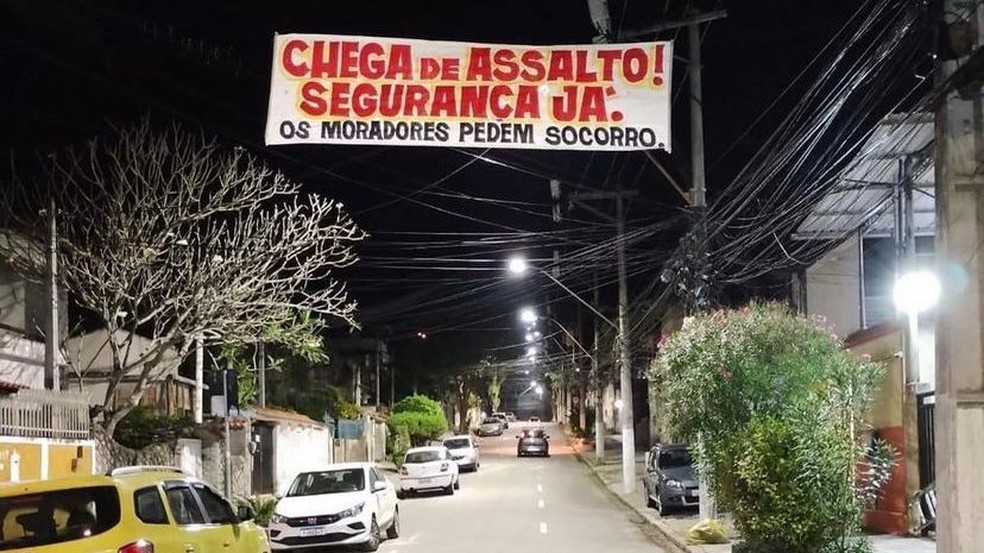 Faixas emitem alerta sobre perigo na região — Foto: Reprodução