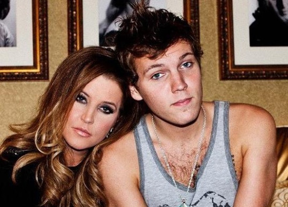 Lisa Marie Presley e o filho, Benjamin, neto de Elvis — Foto: Reprodução/Instagram(lisamariepresley)