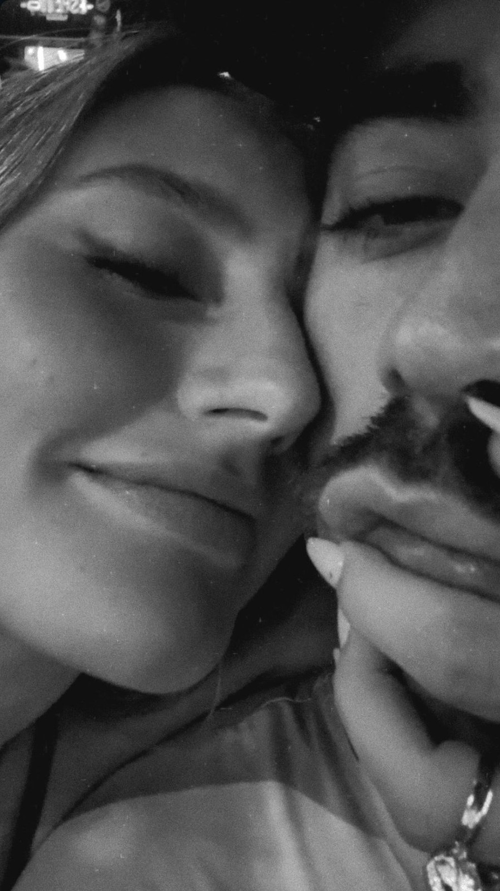Bruna Griphao faz post rom&acirc;ntico com o novo namorado &mdash; Foto: Reprodu&ccedil;&atilde;o/Instagram