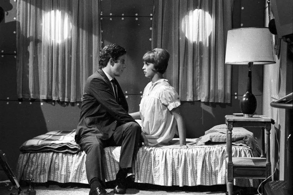 Nos 60 anos da Globo, canal já exibiu mais de 300 novelas; relembre a primeira trama, que reuniu time de estrelas