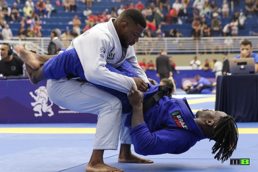 Promessa do jiu-jítsu, faixa-preta carioca celebra bom início na elite do  esporte