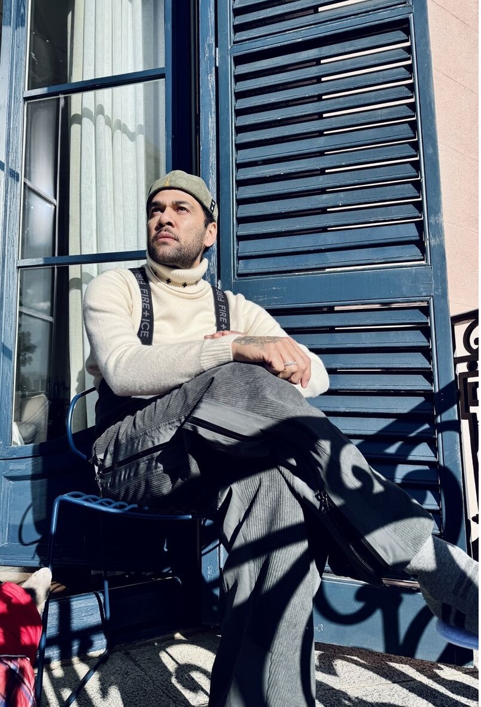 Daniel Alves no Linkedin &mdash; Foto: rep/ Linkedin