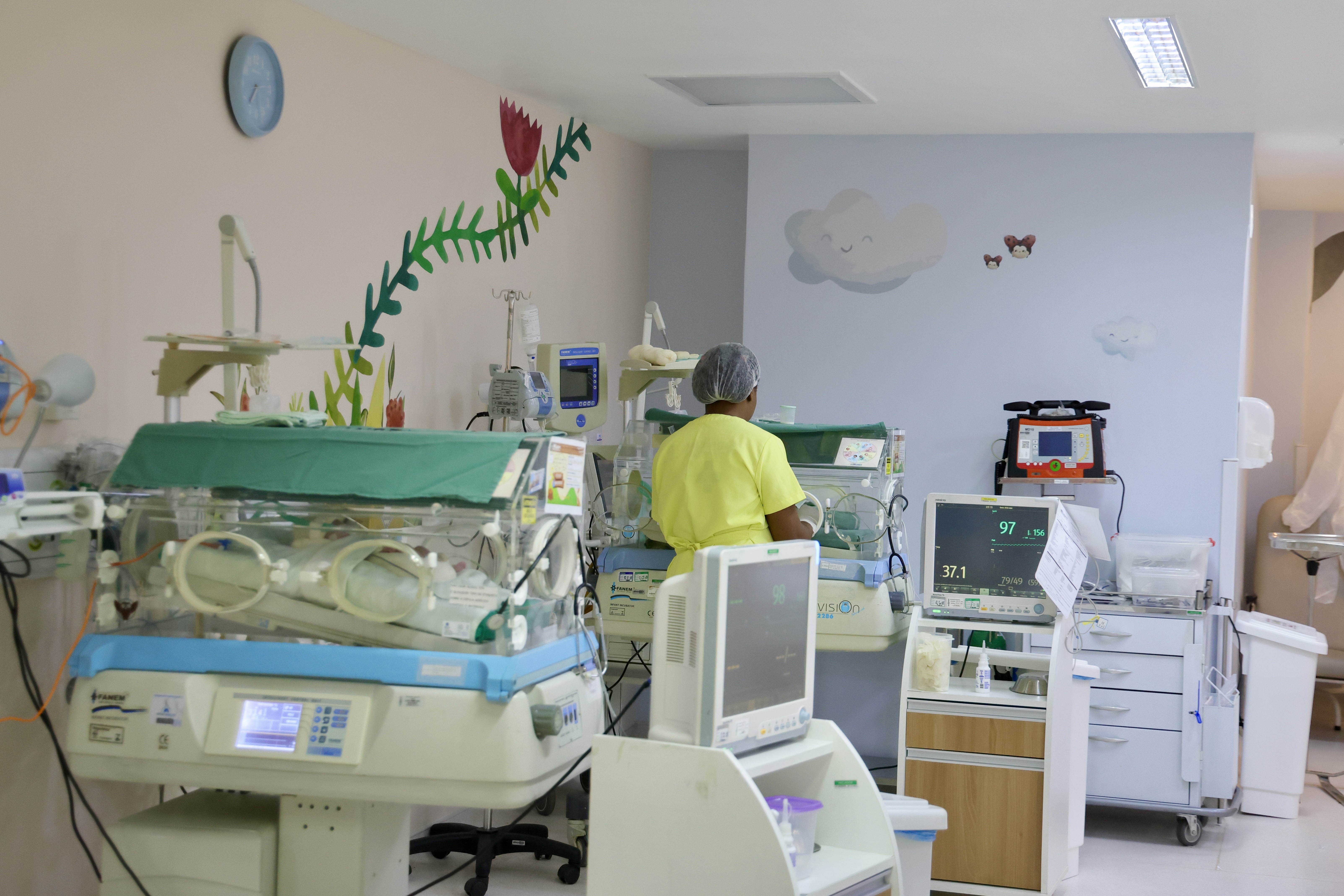 Região dos Lagos ganha mais leitos neonatais no HELagos em Saquarema