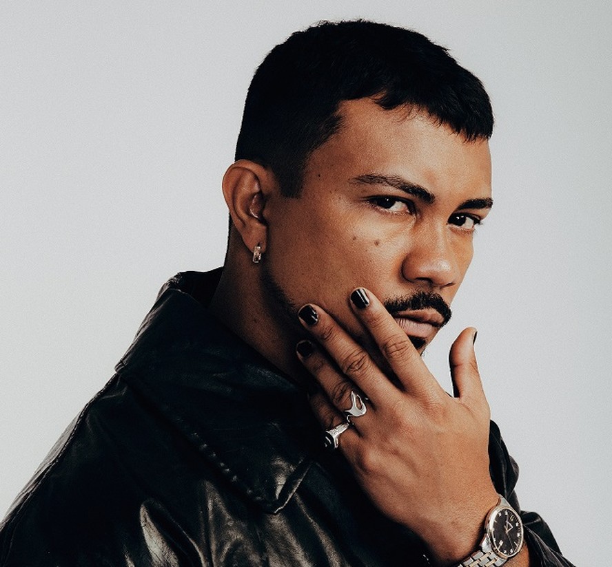 Xamã está no ar na novela 'Três Graças'