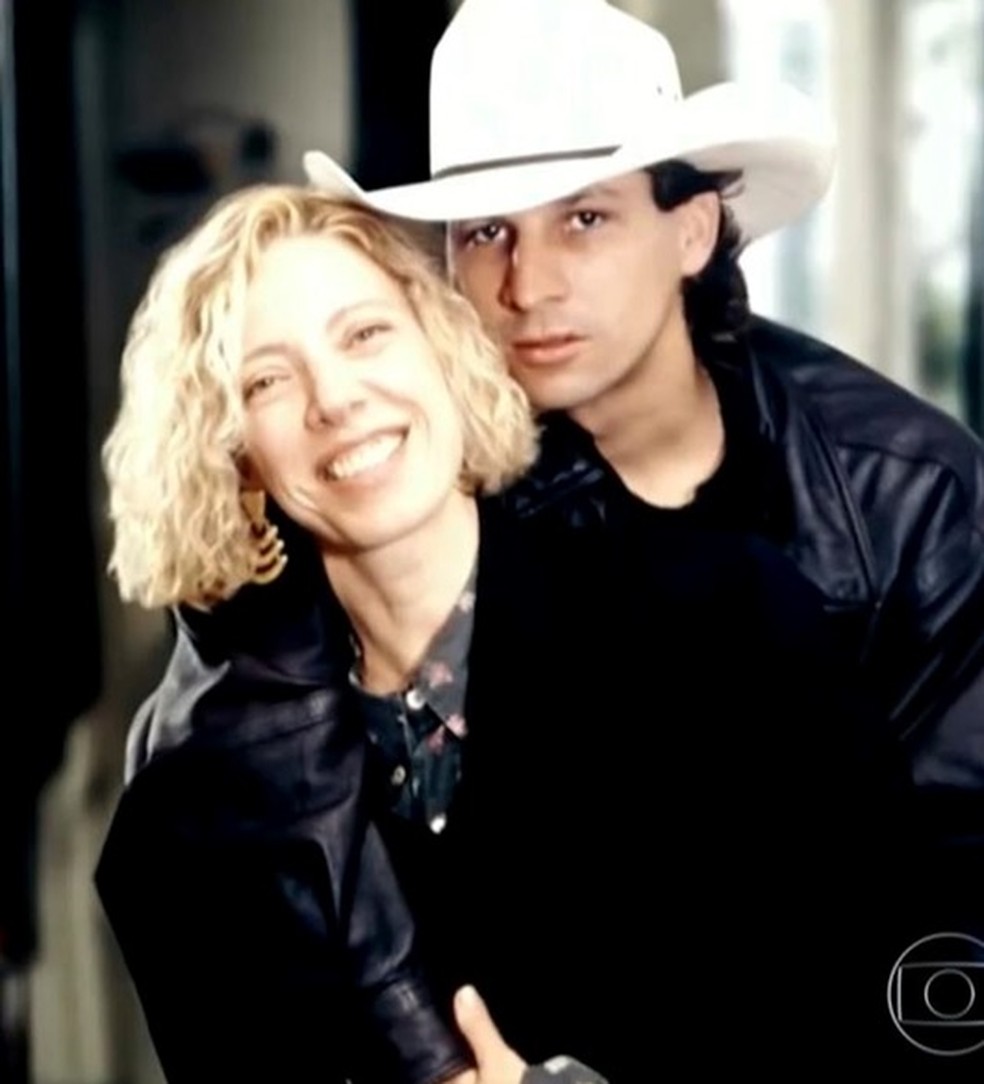 O locutor Asa Branca namorou a apresentadora Marília Gabriela — Foto: Reprodução/TV Globo