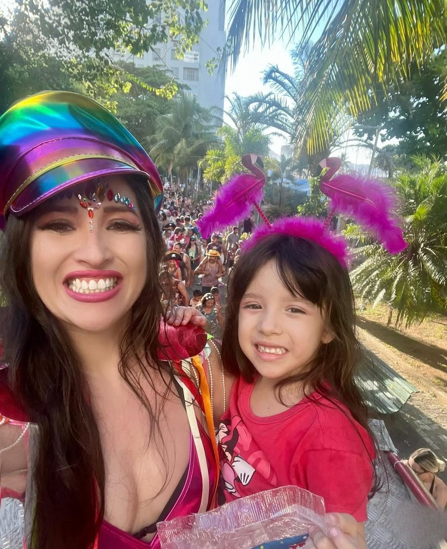 Cantora e DJ Labibe vai comandar dois blocos em Copacabana