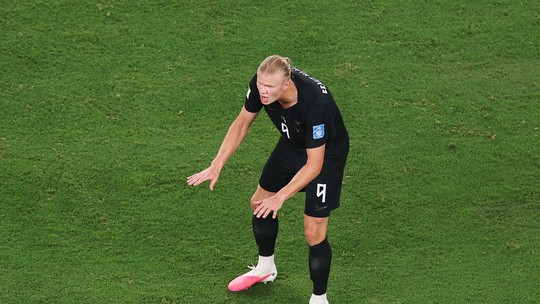Percebeu? Na Copa do Mundo, Haaland combina xuxinha do cabelo com cor do uniforme; veja fotos Percebeu? Na Copa do Mundo, Haaland combina xuxinha do cabelo com cor do uniforme; veja fotos