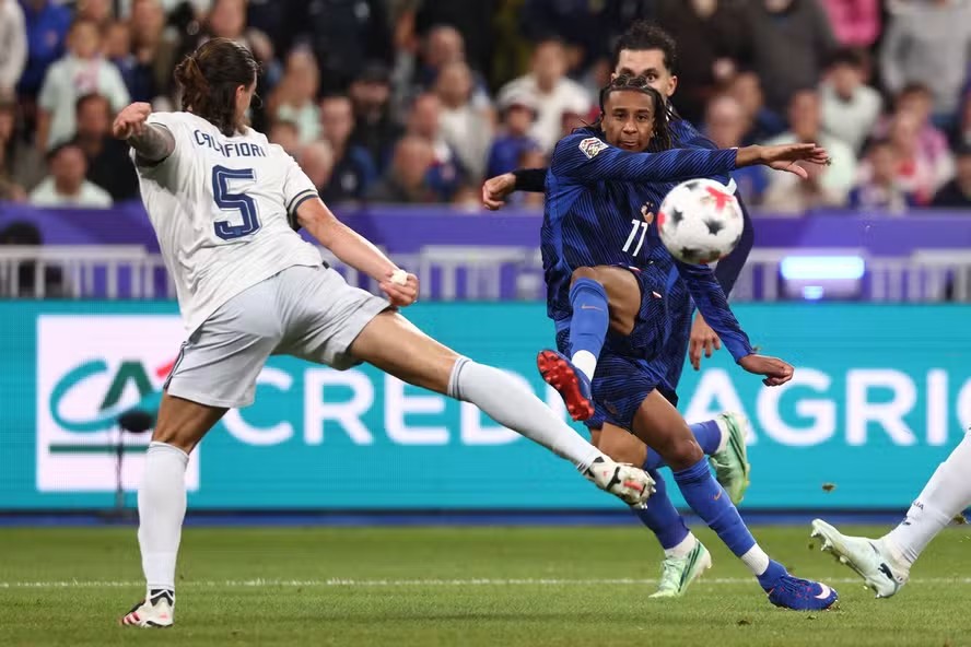 Sem Mbappé, França abre o placar, mas leva empate da Itália, na Liga das Nações